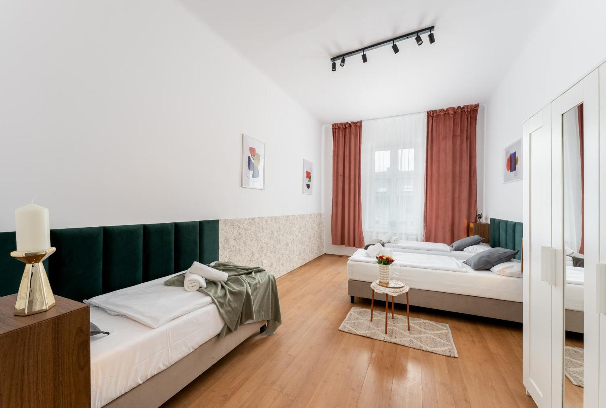 Wonderful Apartments In The Center Of Krakow — Photos 1