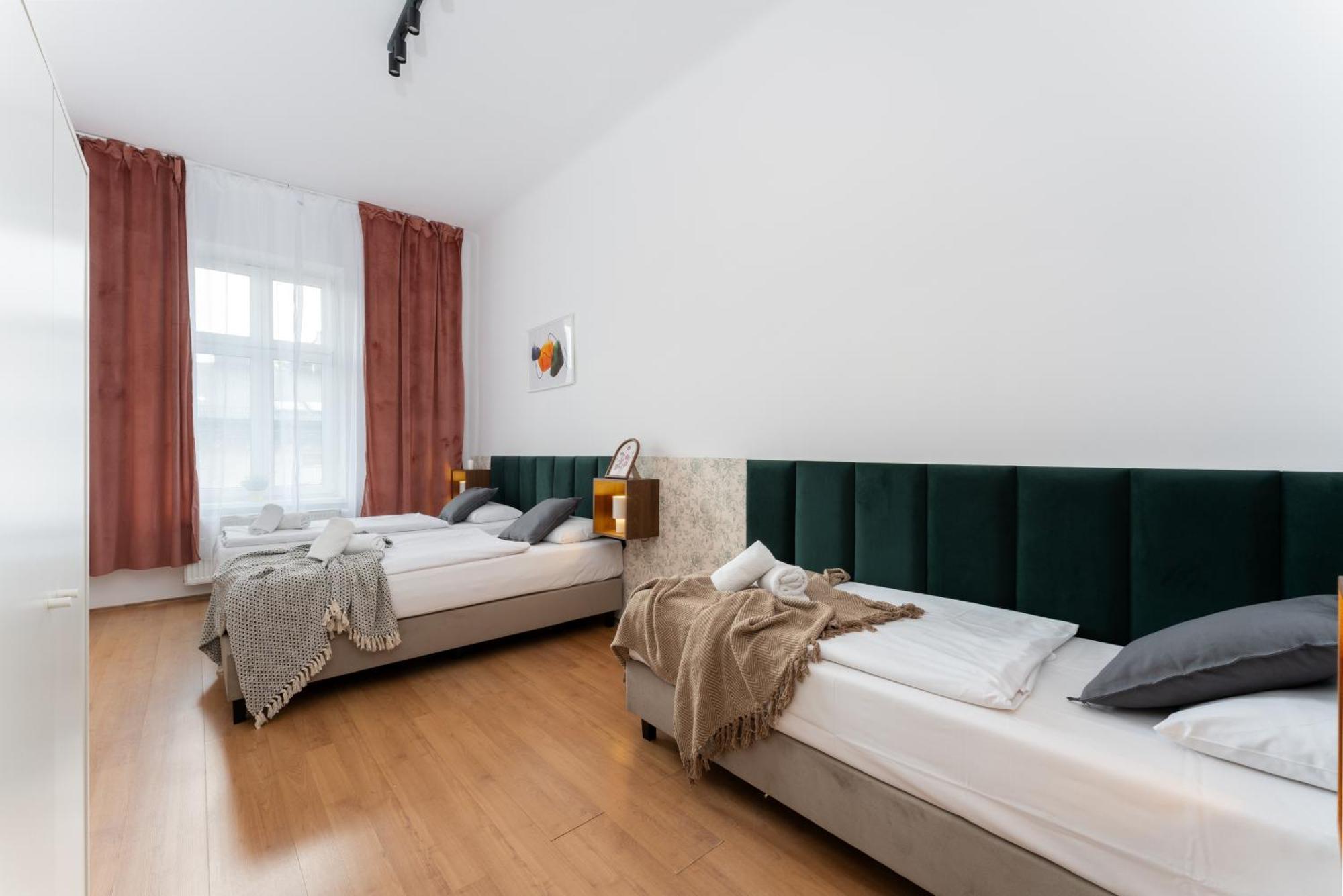 Wonderful Apartments In The Center Of Krakow — Photos 2